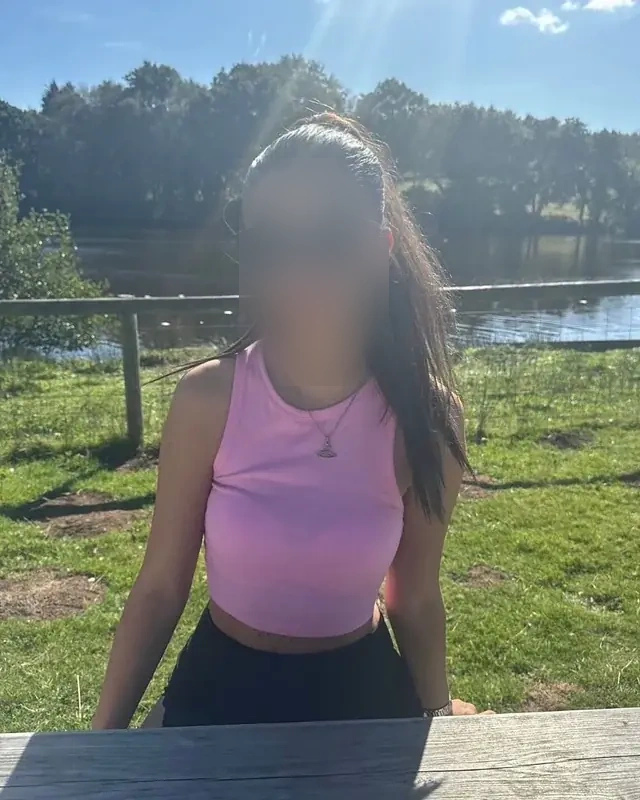 Vanessa - Image 7